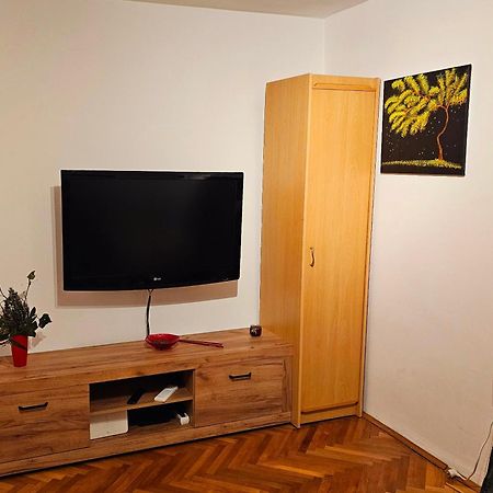 Apartment 22 Omiš Kültér fotó