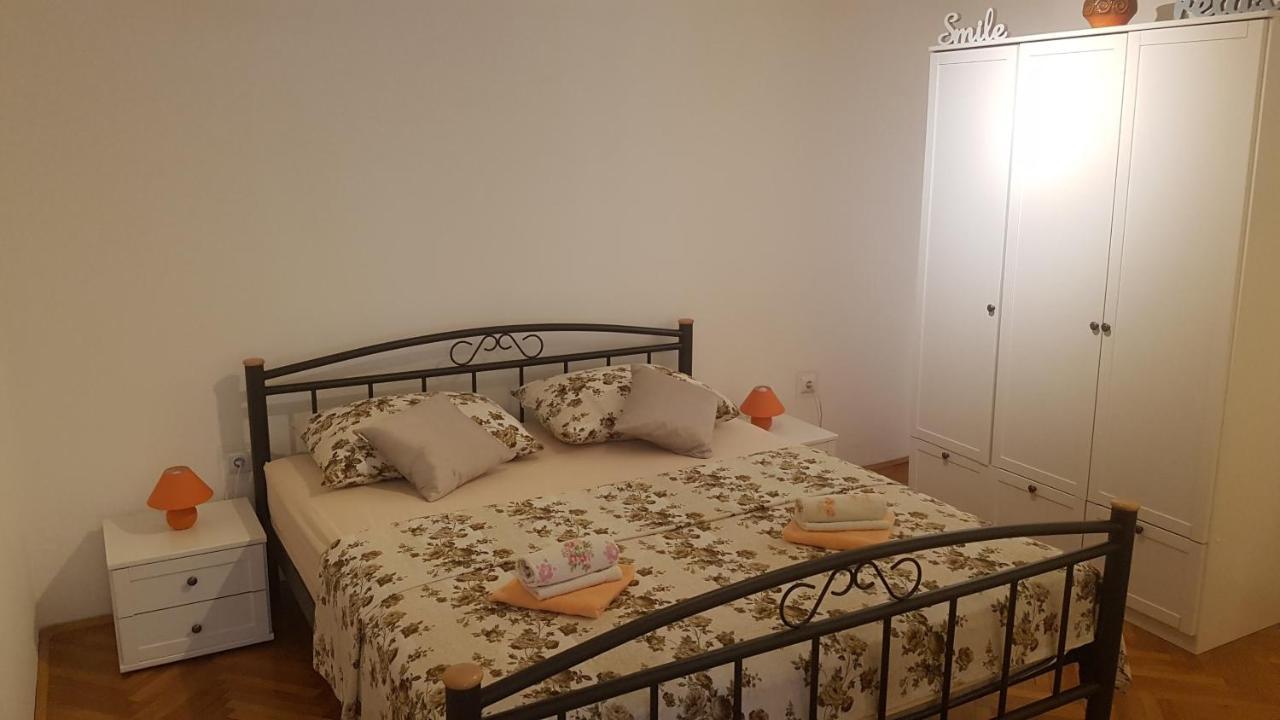 Apartment 22 Omiš Kültér fotó